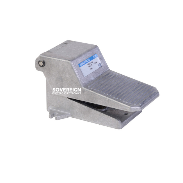 Janatics DP035L61 3/2 NO Foot Operated Valve 1/4 with Locking